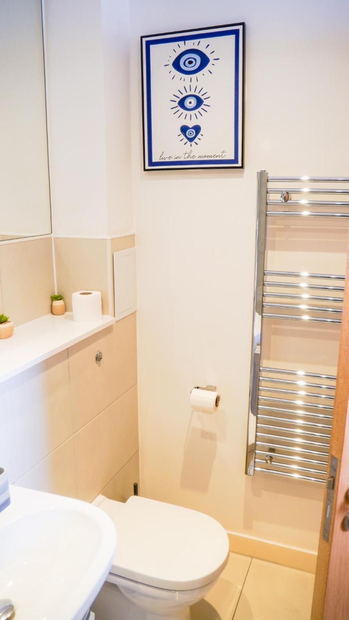 Manchester City Centre Apt With Balcony & Free Parking - Including Free 1-Hour Early Check-In Or Late Check-Out For Bookings Until July, Justeat Voucher For 2-Night Stays Minimum! Exterior foto